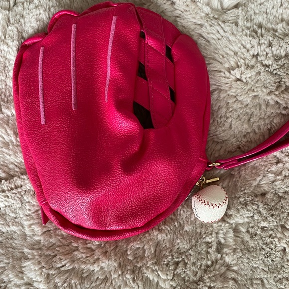 Betsey Johnson batter up baseball glove wristlet - Picture 3 of 7